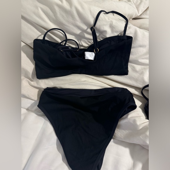 l* space black bikini - Picture 3 of 3